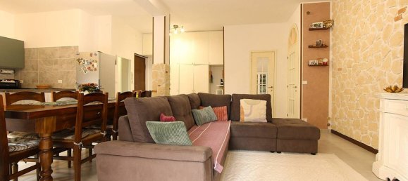 Apartamento de 2 dormitorios en Verona, Italy No. 324395 21