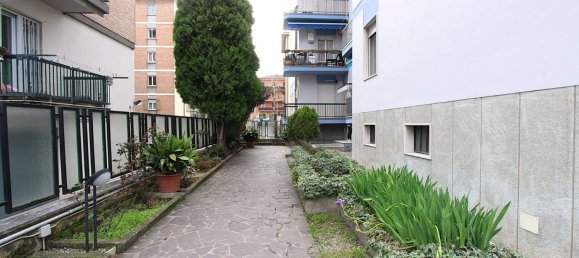Apartamento de 2 dormitorios en Verona, Italy No. 324395 4