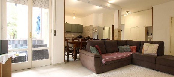 Apartamento de 2 dormitorios en Verona, Italy No. 324395 18