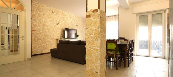 Apartamento de 2 dormitorios en Verona, Italy No. 324395 5