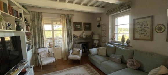 4 bedrooms Apartment in Corciano, Italy No. 333446 4