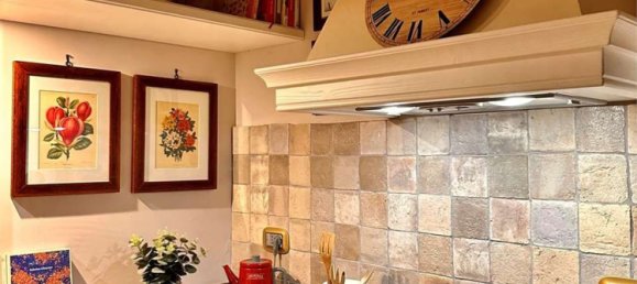 4 bedrooms Apartment in Corciano, Italy No. 333446 10