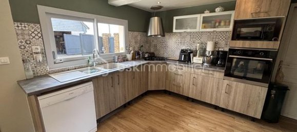 4 bedrooms House in Seine-Maritime, France No. 359848 7