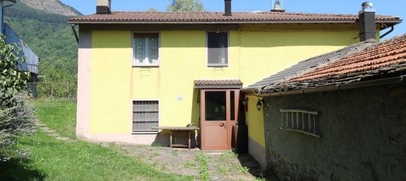 4 bedrooms House in Fanano, Italy No. 371353 3