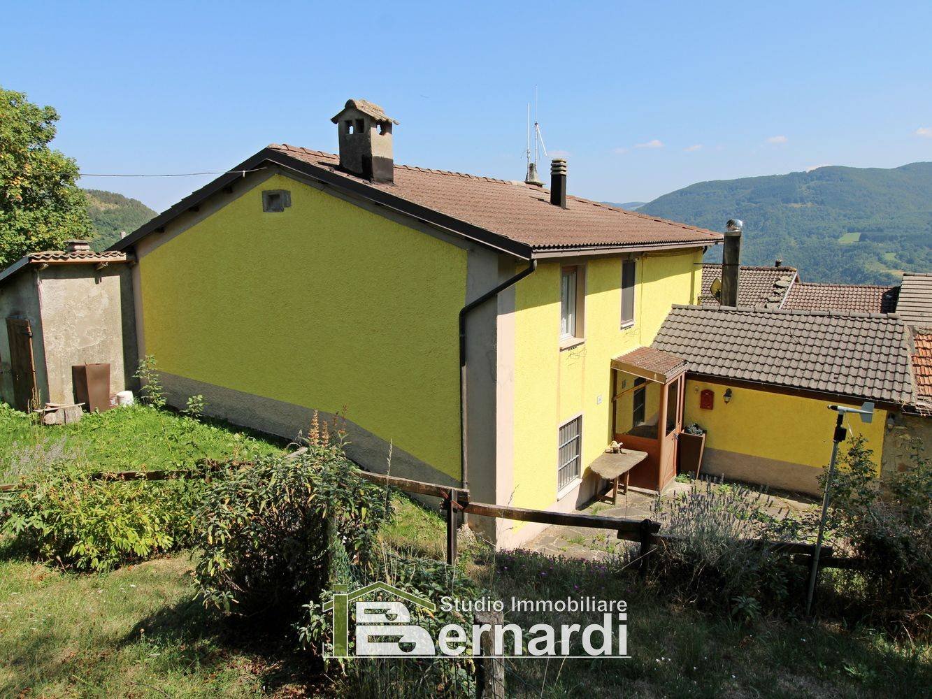 4 bedrooms House in Fanano, Italy No. 371353