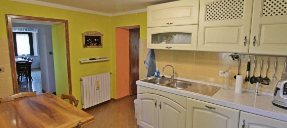 4 bedrooms House in Fanano, Italy No. 371353 16