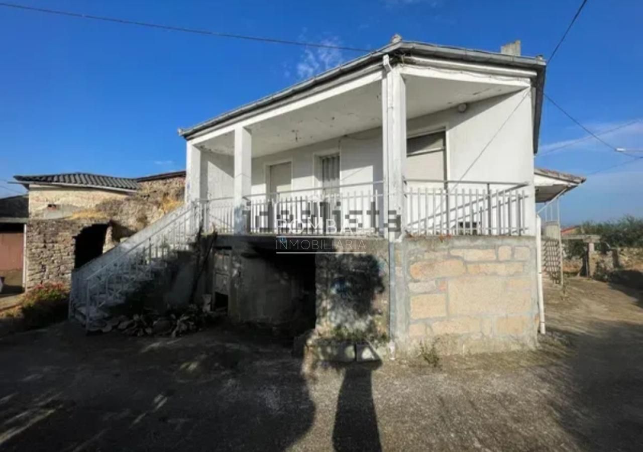 Casa de 3 dormitorios en Orense, Spain No. 207071