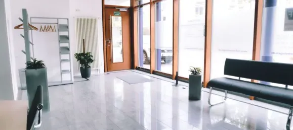 1-salle Bureau à Baden-Wurttemberg, Germany No. 19790 4