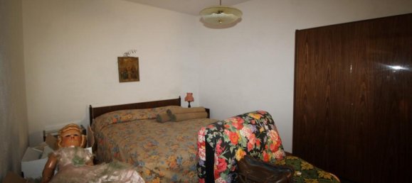 Apartamento de 4 habitaciónes en Cavriglia, Italy No. 234190 9