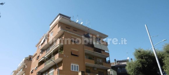 1 bedroom Apartment in Rome, Italy No. 290011 2