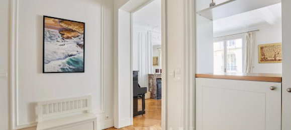 3 bedrooms Apartment in Paris, France No. 161998 9