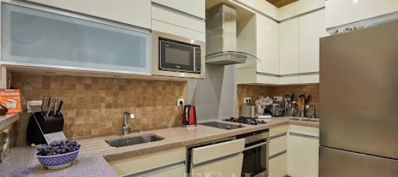 3 bedrooms Apartment in Paris, France No. 161998 22