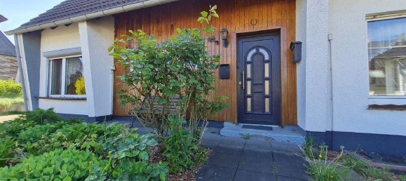 3 bedrooms Townhouse in Ennepe-Ruhr, Germany No. 246033 2