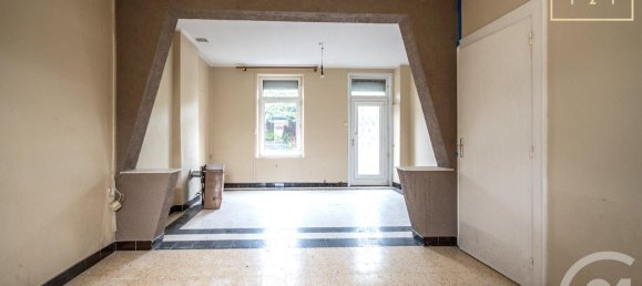 Adosado de 3 dormitorios en Hautmont, France No. 51143 13