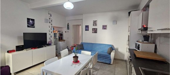 Квартира с 2 комнатами в Фино Морнаско, Италия № 159788 5