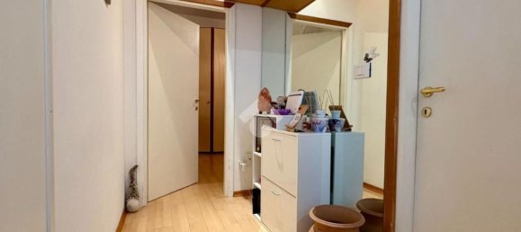 Квартира с 2 комнатами в Будрио, Италия № 202989 30