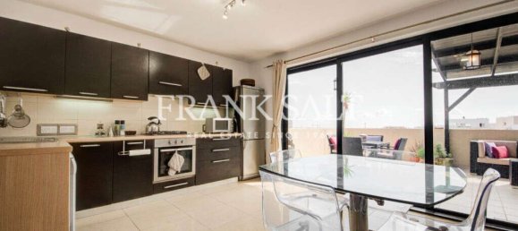 2 Schlafzimmer Penthouse in Swieqi, Malta, Nr. 1584 2