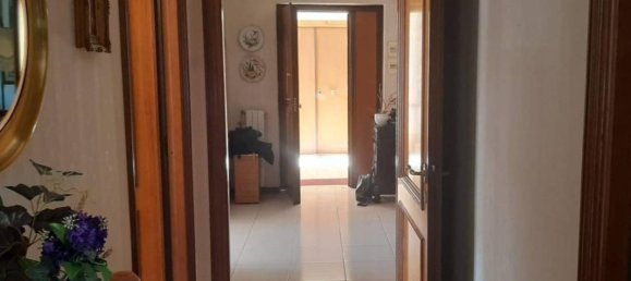 5 rooms Apartment in Latina, Italy No. 29995 26