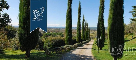 Villa de 5 habitaciónes en Arezzo, Italy No. 57955 2