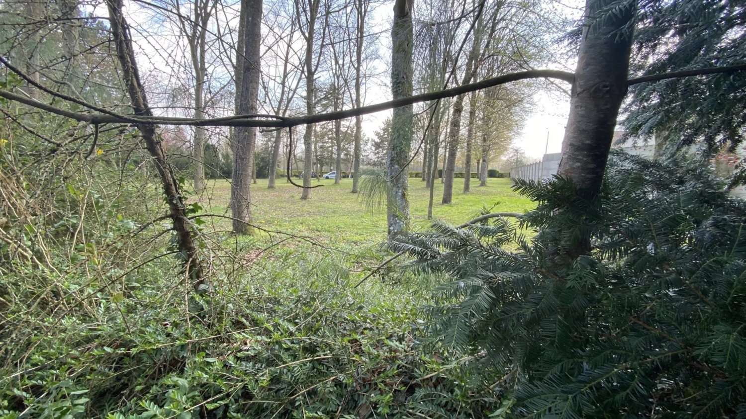  Land in Mezieres-sur-Oise, France No. 273184