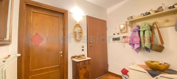 2 bedrooms Apartment in Signa, Italy No. 56842 3
