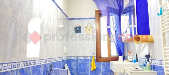 2 bedrooms Apartment in Signa, Italy No. 56842 11