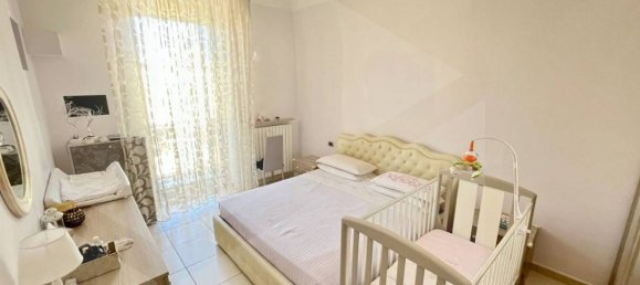 3 rooms Apartment in Molfetta, Italy No. 181056 8