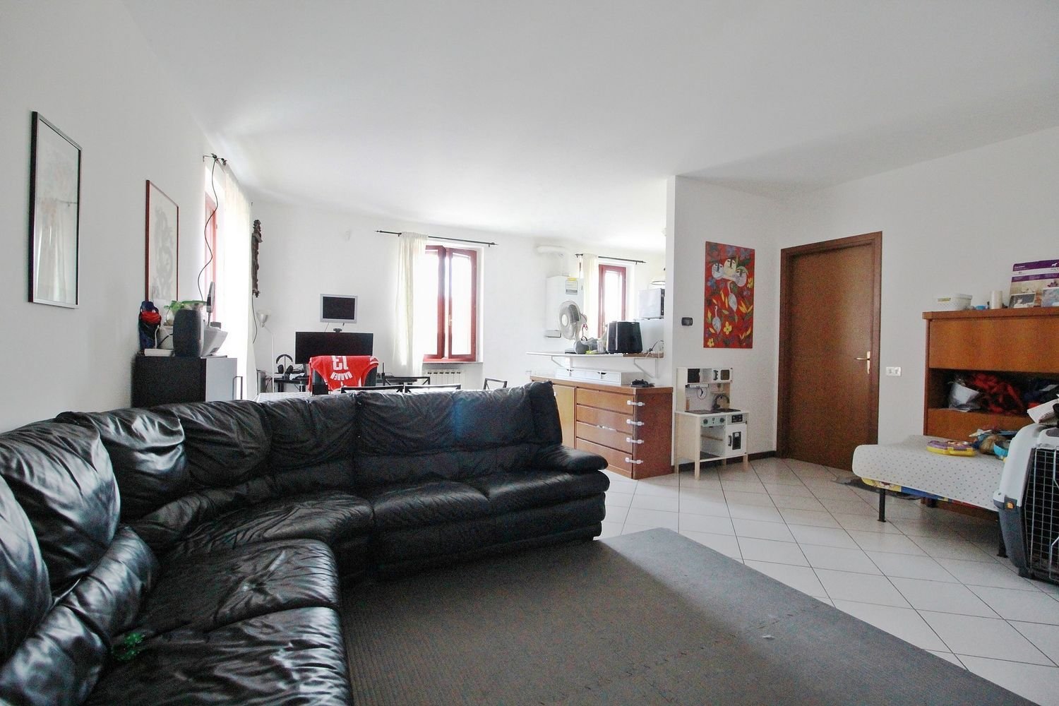 3-salle Appartement à Cavenago di Brianza, Italy No. 334560