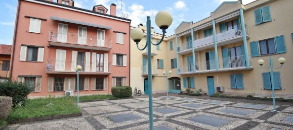 3-salle Appartement à Cavenago di Brianza, Italy No. 334560 24