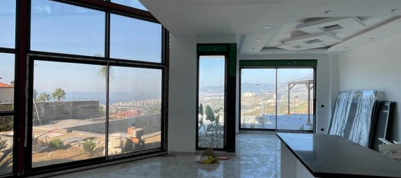 Villa 5+1 in Kargicak, Turkey No. 8581 5