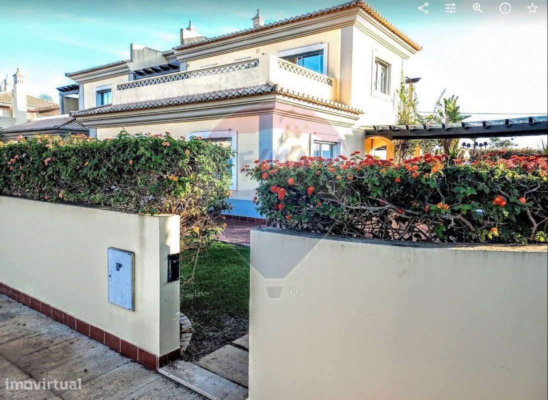 2 bedrooms Villa in Almancil, Portugal No. 24117