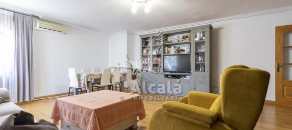 Dúplex de 4 dormitorios en Torrejón de Ardoz, Spain No. 179594 11