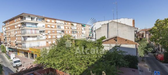 Dúplex de 4 dormitorios en Torrejón de Ardoz, Spain No. 179594 15