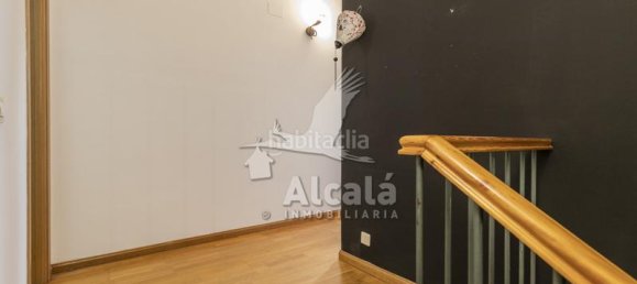 Dúplex de 4 dormitorios en Torrejón de Ardoz, Spain No. 179594 37