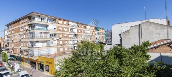 Dúplex de 4 dormitorios en Torrejón de Ardoz, Spain No. 179594 25