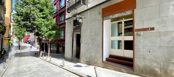  Commercial property in Madrid, Spain No. 187059 4