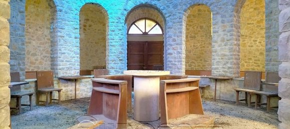 30 rooms House in Tuoro sul Trasimeno, Italy No. 76507 50