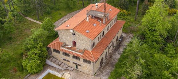 30 rooms House in Tuoro sul Trasimeno, Italy No. 76507 11