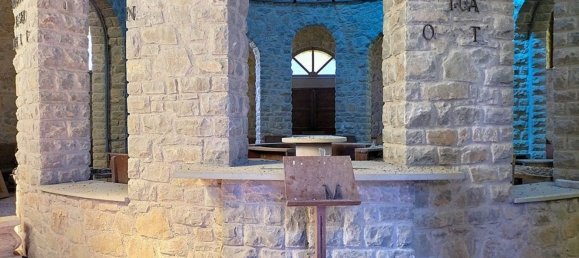 30 rooms House in Tuoro sul Trasimeno, Italy No. 76507 39