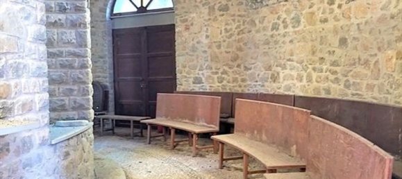 30 rooms House in Tuoro sul Trasimeno, Italy No. 76507 49