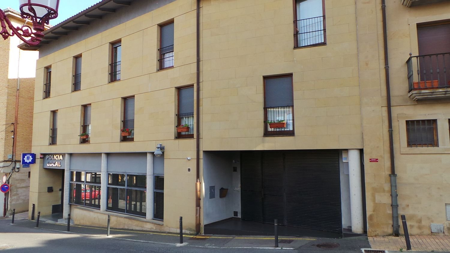 3 bedrooms Apartment in La Rioja, Spain No. 171115