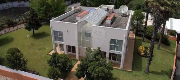 4 bedrooms House in Vila Nova de Gaia, Portugal No. 44328 11