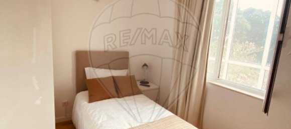 4 bedrooms House in Vila Nova de Gaia, Portugal No. 44328 8