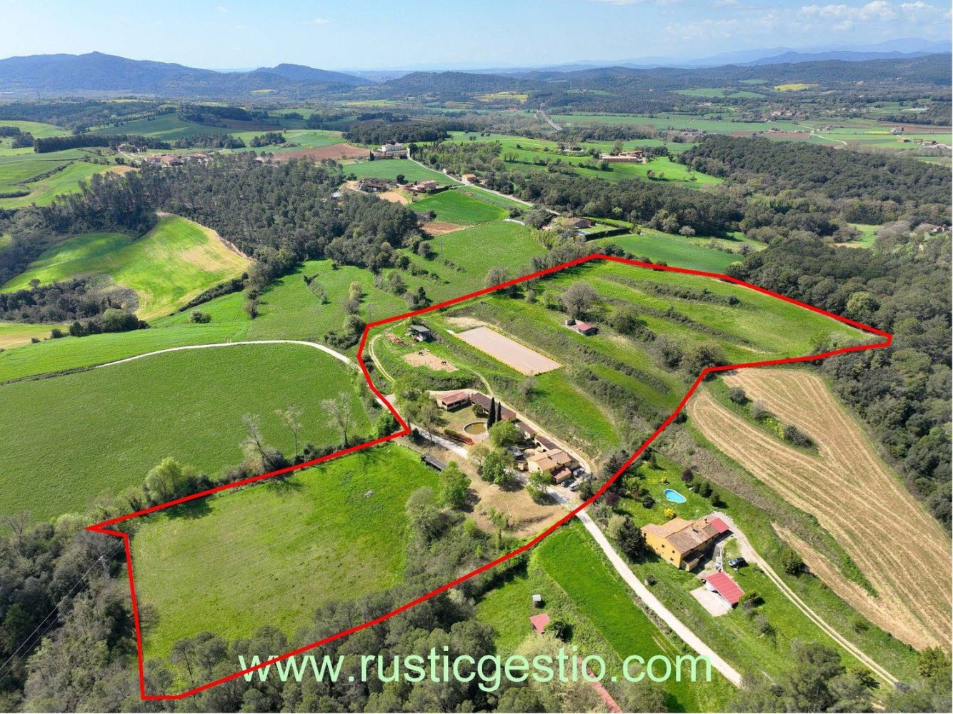 Casa de 5 dormitorios en Banyoles, Spain No. 224193