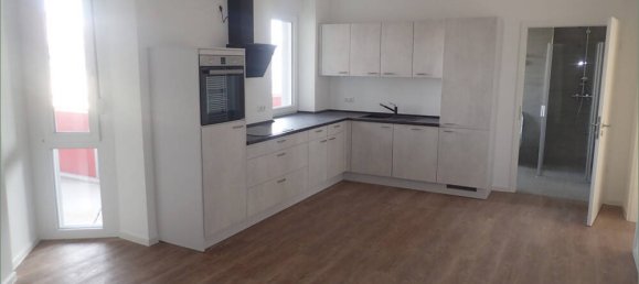  Building in Magdeburg, Germany No. 22207 3