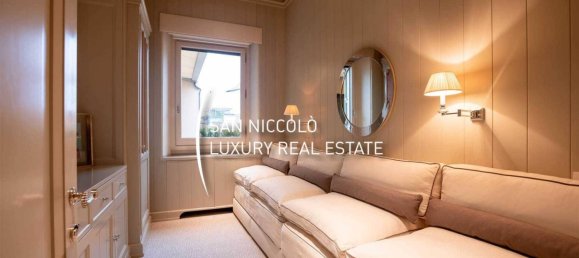 2 bedrooms Penthouse in Florence, Italy No. 209530 11