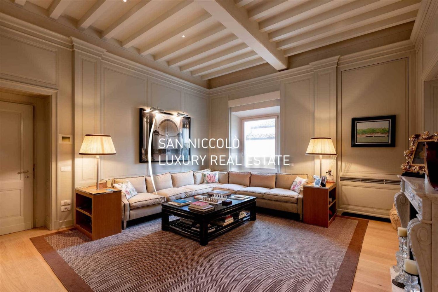 2 bedrooms Penthouse in Florence, Italy No. 209530