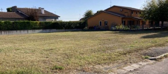 820m² Land in Pressana, Italy No. 324849 5