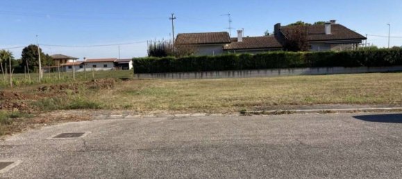 820m² Land in Pressana, Italy No. 324849 8