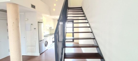 2 bedrooms Duplex in Madrid, Spain No. 152691 4